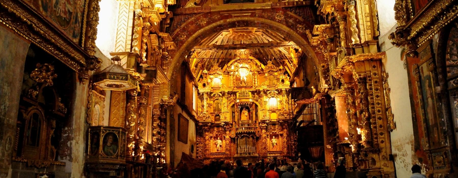 Tour a las ruinas de Tipon, Pikillaqta, Capilla Sixtina de Andahuaylillas 1