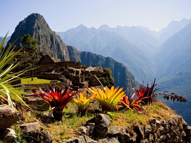 EXPLORE CUSCO, SACRED VALLEY TO MACHU PICCHU BY TRAIN  7 DAYS