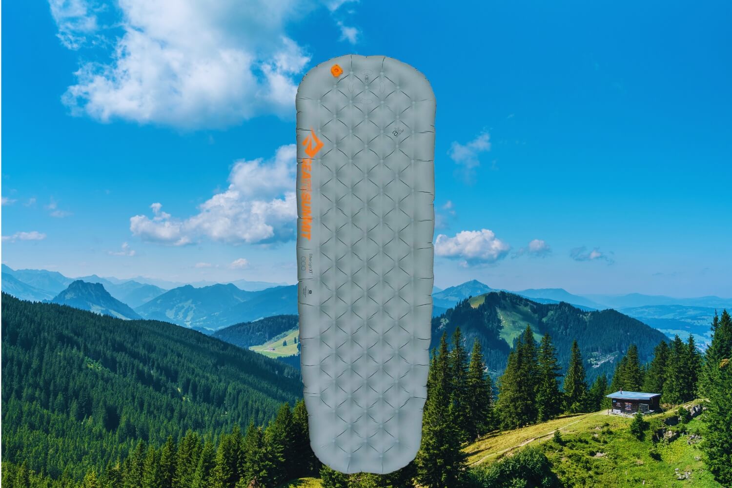 COMFORTABLE & DURABLE SLEEPING PAD: SEA TO SUMMIT ETHER LIGHT XT INSULATED