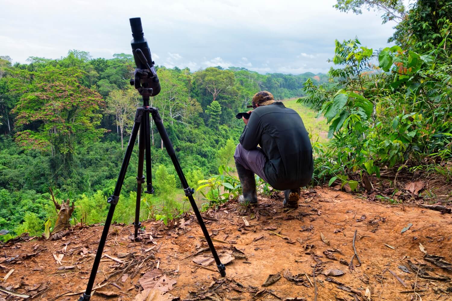 QUE PORTER DANS LA FORÊT AMAZONIENNE ?