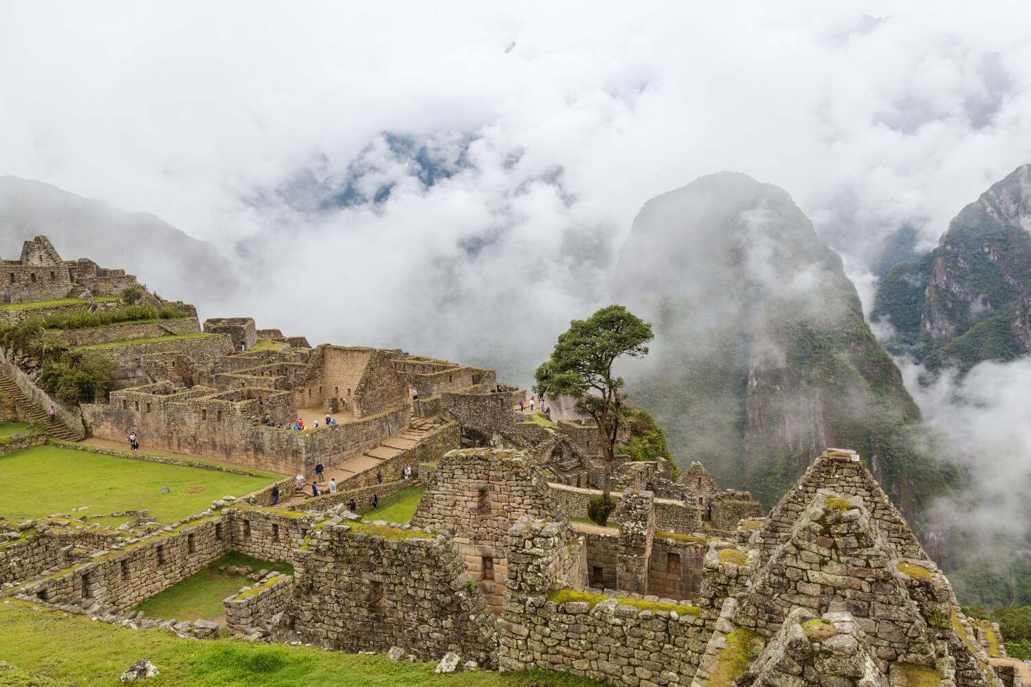WHAT IS THE BEST SEASON TO VISIT THE CITADEL OF MACHU PICCHU?