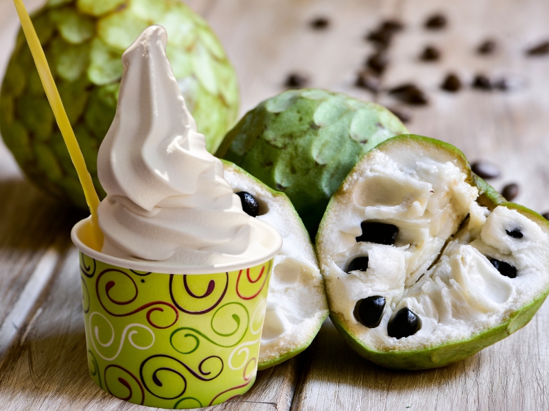 Glace au Cherimoya