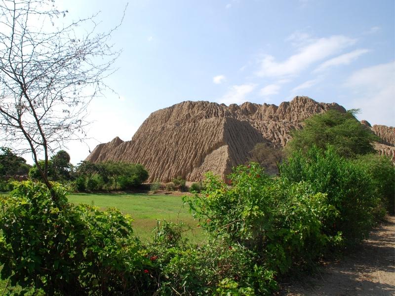Explore the Valley of the Pyramids of the Lord of Sipan