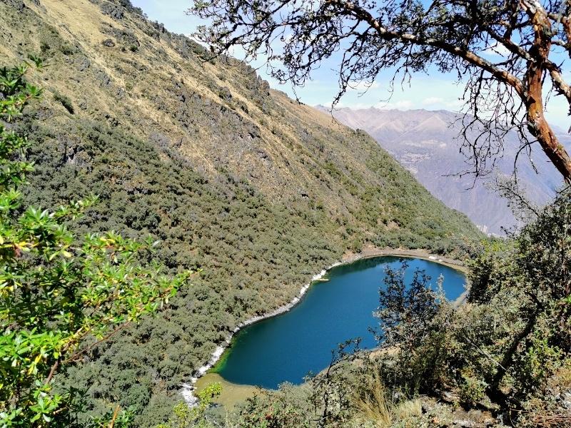 SACRED INCA TRAIL: CUSCO - HUAYOCCARI - YANACOCHA LAKE - YELLOW LAKE
